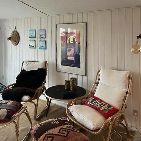 بيت للعطل Summer House With Orangery In