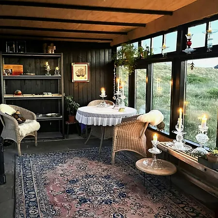 بيت للعطل Summer House With Orangery In *